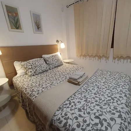 Alquilaencanarias-medano Tio Claudio Beachfront Apartment *